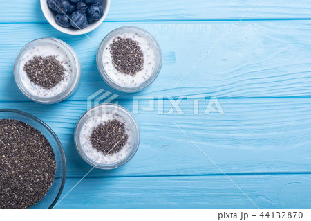 Chia seeds yogyrt pudding Chia seeds yogyrt pudding 44132870
