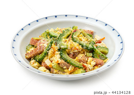 沖縄、琉球料理のゴーヤーチャンプルー 44134128