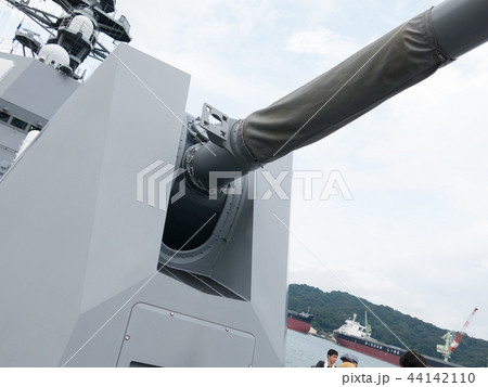 あきづき型護衛艦ふゆづきの主砲 あきづき型護衛艦ふゆづきの主砲 44142110