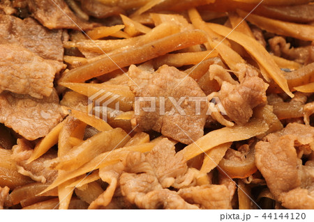 牛肉とごぼうのしぐれ煮。 牛肉とごぼうのしぐれ煮。 44144120