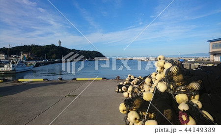 漁港の休日の朝 漁港の休日の朝 44149389