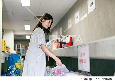 ゴミ出し マンション 44149680