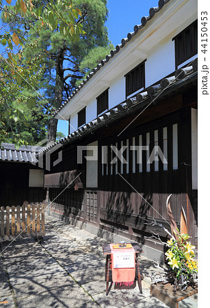 倉敷美観地区の大原本邸（大原邸）玄関前 44150453