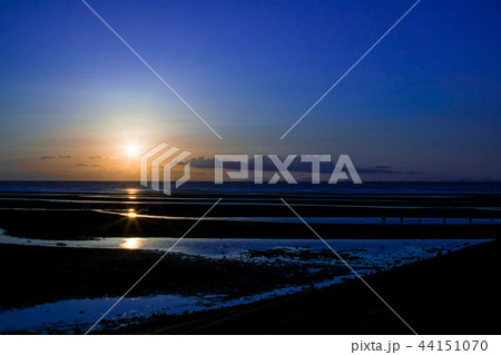 真玉の夕日 44151070