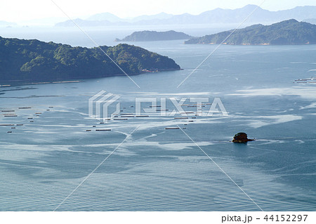 音戸の瀬戸公園から眺めた瀬戸の景色 音戸の瀬戸公園から眺めた瀬戸の景色 44152297