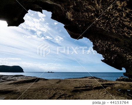 三重県、世界遺産、鬼ヶ城の奇岩と太平洋 44153764