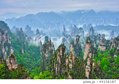 Zhangjiajie mountains, China 44156187