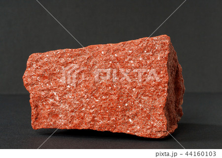 Clean sylvinite mineral also potash or potassium 44160103