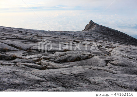 キナバル山・サウスピーク 44162116
