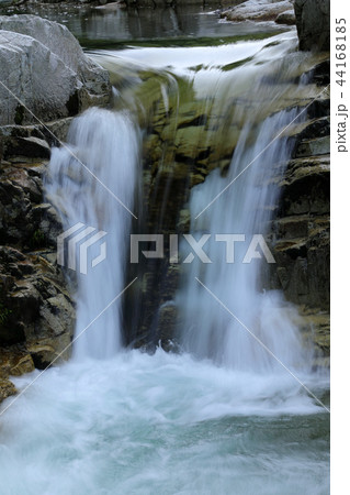 伊南川の清流初秋　福島県南会津町 44168185