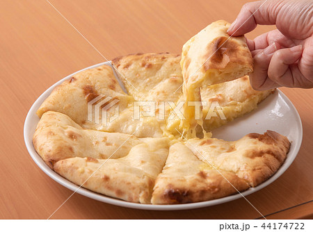 チーズナン 44174722
