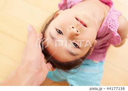 父親と娘のライフスタイル 父親と娘のライフスタイル 44177136