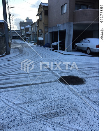 冬 車通勤 冬 車通勤 44177394
