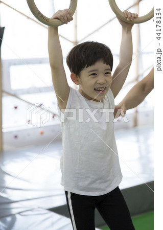 子供 男 男性 44178134