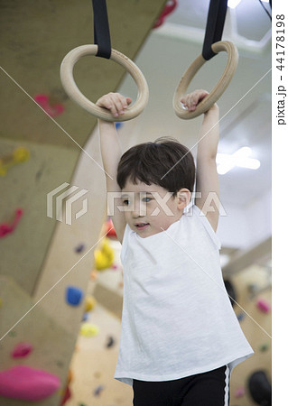 男 男性 男の子 44178198