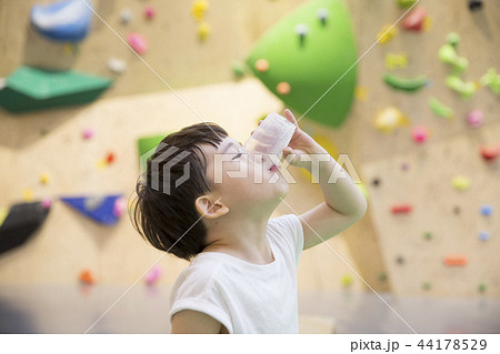子供 男 男性 44178529