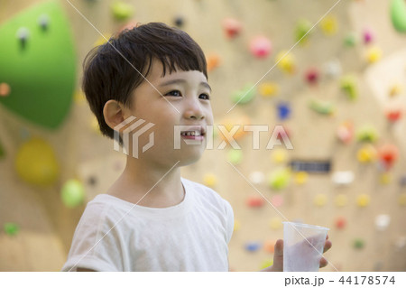 子供 男 男性 44178574
