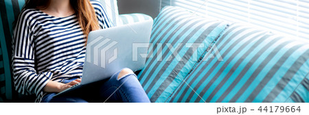 Banner website beautiful asian woman using laptop Banner website beautiful asian woman using laptop 44179664