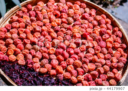 梅仕事 土用干し 44179907