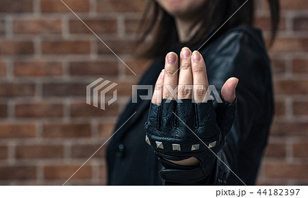 ワイルド 44182397