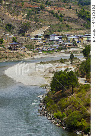 View of a river. On the way to Dzong. Punakha View of a river. On the way to Dzong. Punakha 44185363