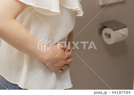 腹痛 腹痛 44187584
