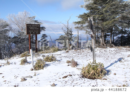袈裟丸山山頂 44188672