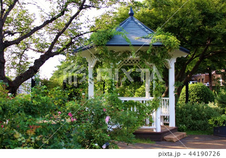 ガゼボ・横浜市イギリス館のローズガーデン・港の見える丘公園 ガゼボ・横浜市イギリス館のローズガーデン・港の見える丘公園 44190726