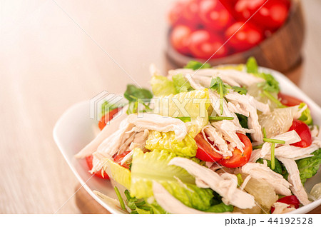 鶏 チキン ニワトリ 44192528