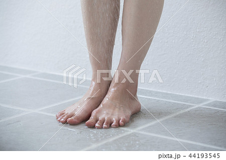 シャワー 44193545