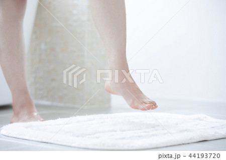 シャワー シャワー 44193720