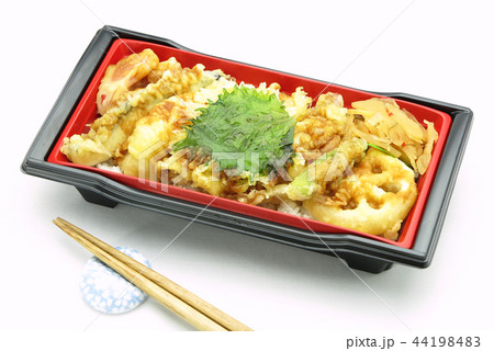 真穴子と彩り野菜の天重 44198483