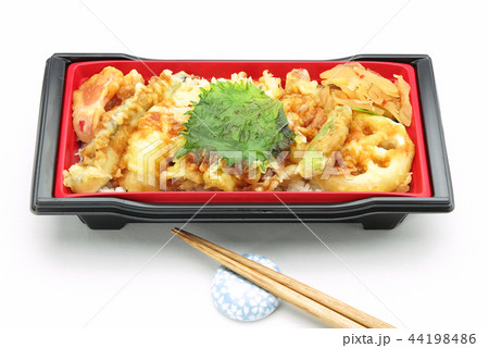 真穴子と彩り野菜の天重 44198486