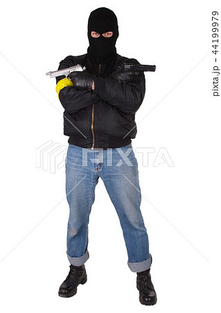 Criminal with handguns  44199979