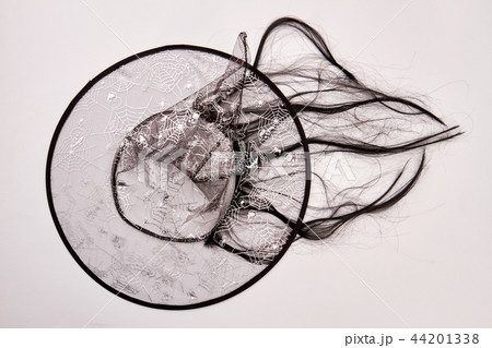 Witch hat with black hair. 44201338