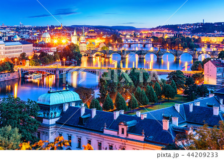 Evening scenery of Prague, Czech Republic 44209233