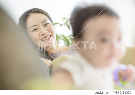 家族 ファミリー ママ 44211839