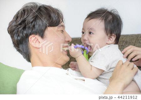 家族 ファミリー お父さん 44211912