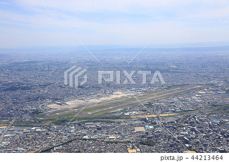 大阪空港 44213464