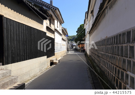倉敷美観地区、大原本邸裏の路地から有隣荘方向を見る 44215575