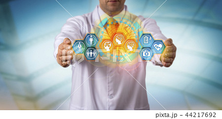 Clinician Integrating Patient Data With Smart AI Clinician Integrating Patient Data With Smart AI 44217692