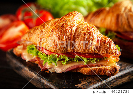 Classic BLT croissant sandwiches Classic BLT croissant sandwiches 44221785