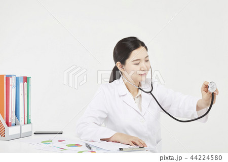 医師 聴診器 女性 44224580