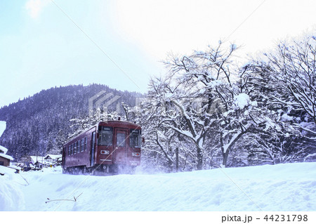 長良川鉄道　冬　雪 44231798