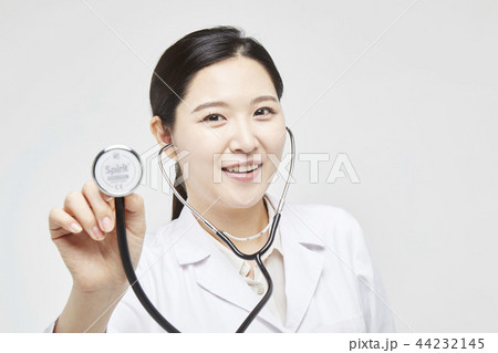 医師 聴診器 女性 44232145