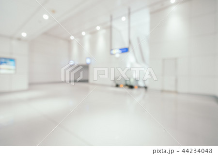 Abstract blur and defocused airport terminal interior Abstract blur and defocused airport terminal interior 44234048