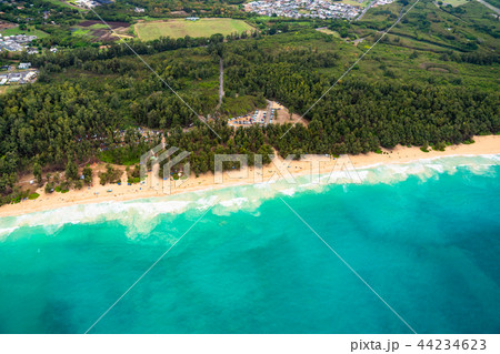 《ハワイ》オアフ島・ベロウズフィールドビーチパーク上空《航空写真》 44234623