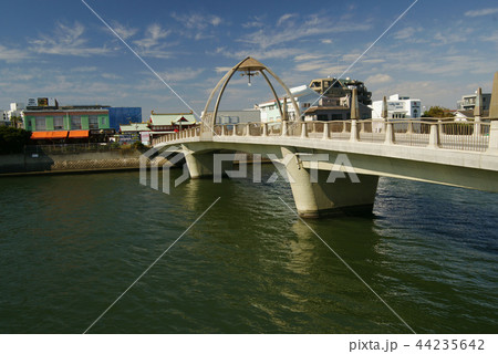 藤沢市境川の弁天橋 藤沢市境川の弁天橋 44235642