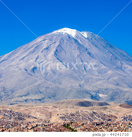 Misti volcano Misti volcano 44241710