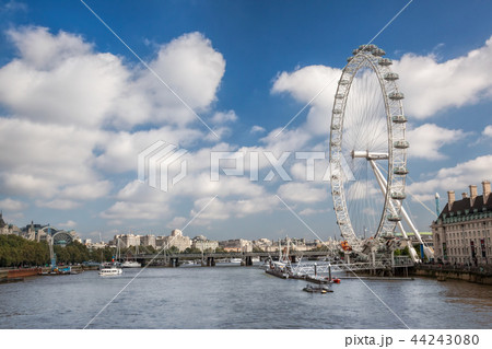 Panorama of London in England, UK Panorama of London in England, UK 44243080
